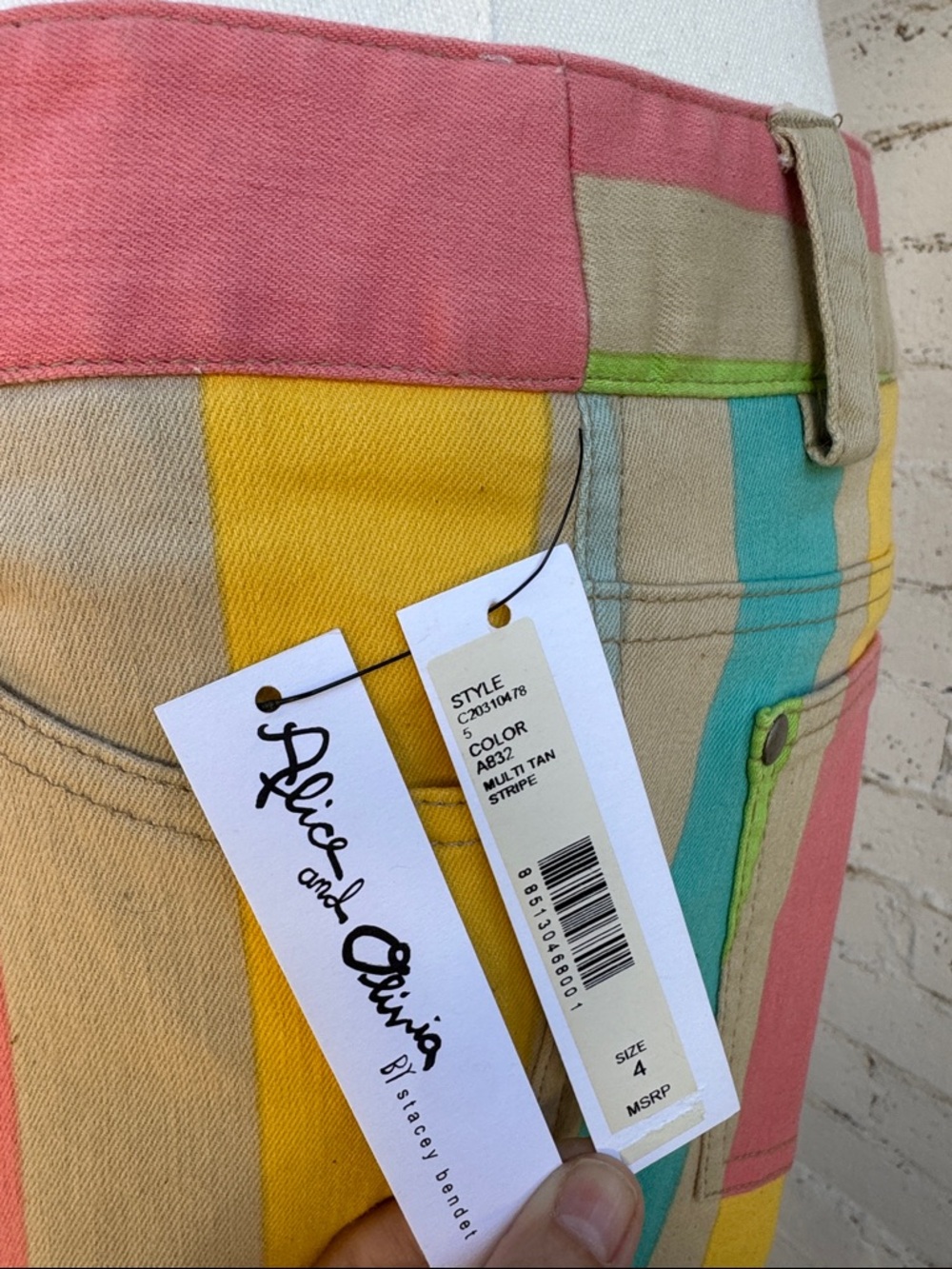 ✨RARE✨ Alice + Olivia by Stacey Bendet Flare Bell Jeans Multi Tan Stripe Size 4 - Picture 6 of 10